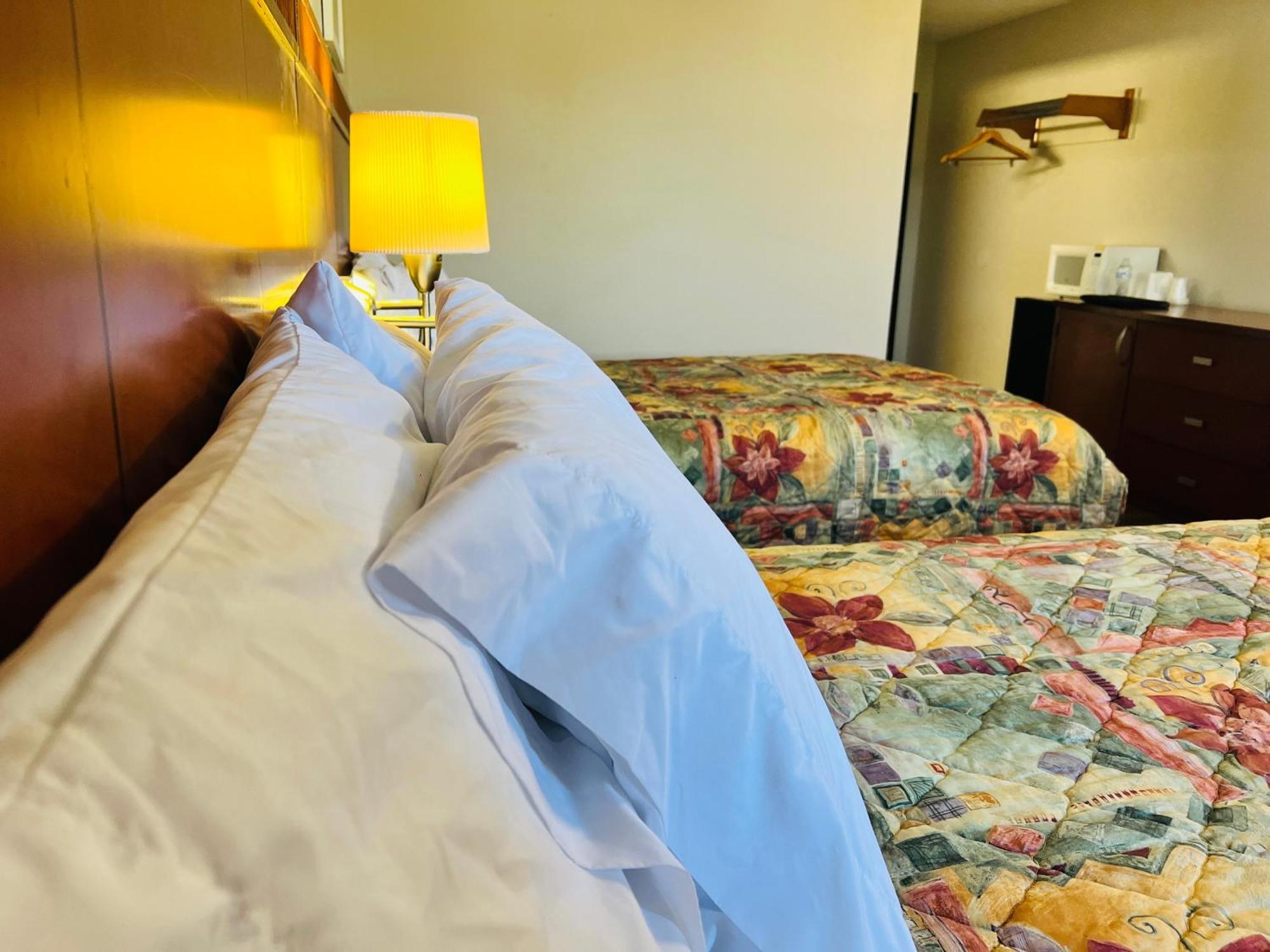 Rosewood Inn By Oyo Union City I-69 エクステリア 写真