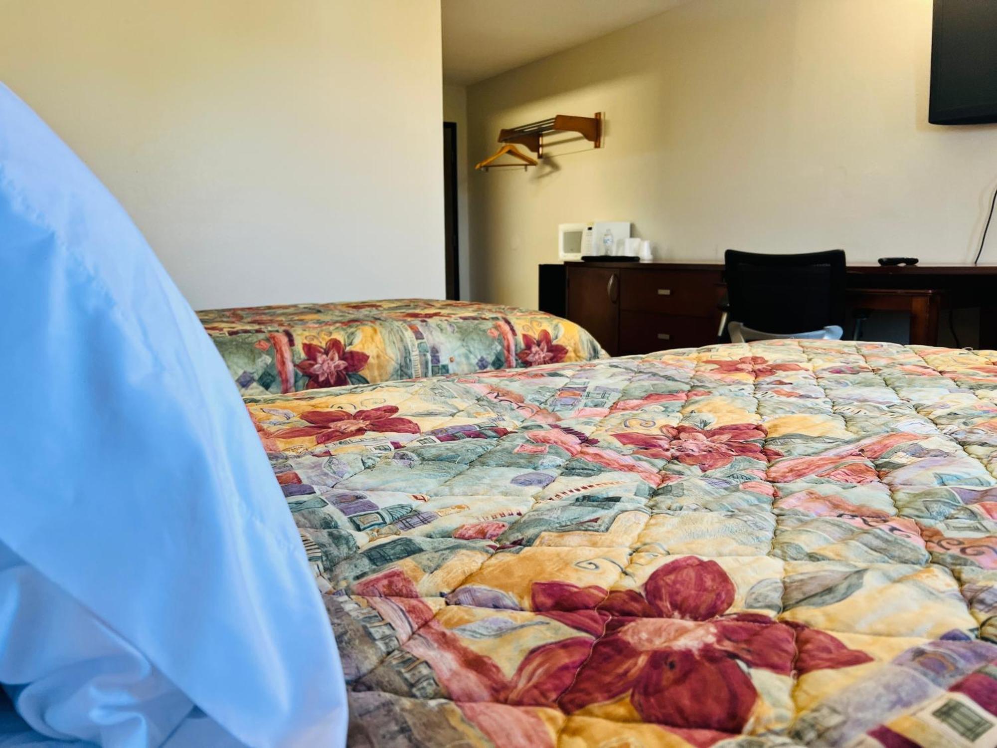 Rosewood Inn By Oyo Union City I-69 エクステリア 写真